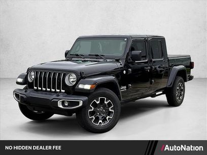 Used 2021 Jeep Gladiator Overland w/ Popular Equipment Package