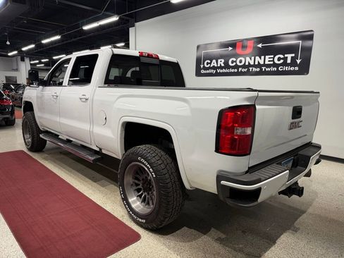 Used 2016 GMC Sierra 3500 Denali w/ Duramax Plus Package AWD/4WD image 17