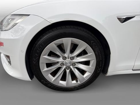 Used 2017 Tesla Model S 75D image 9