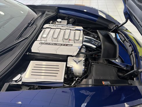 Used 2017 Chevrolet Corvette Stingray Coupe w/ Battery Protection Package RWD image 15
