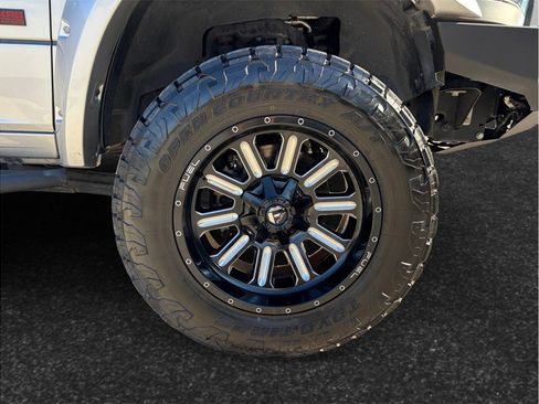 Used 2017 RAM 2500 Laramie image 12