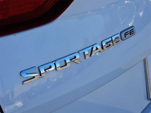Used 2018 Kia Sportage LX image 12