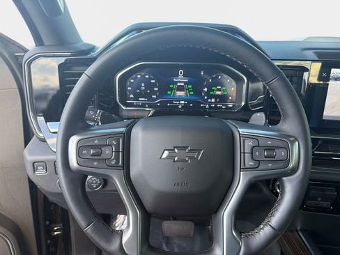 Used 2025 Chevrolet Silverado 1500 LT Trail Boss w/ Protection Package AWD/4WD image 26