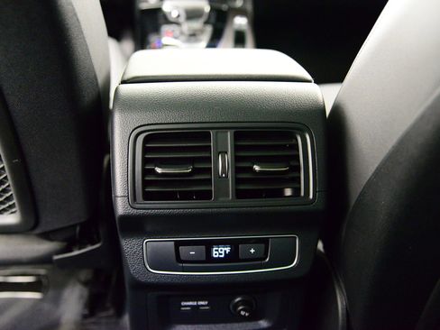 Certified 2023 Audi Q5 Premium w/ Convenience Package image 26