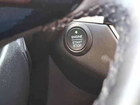 Certified 2022 Ford Escape SEL image 34