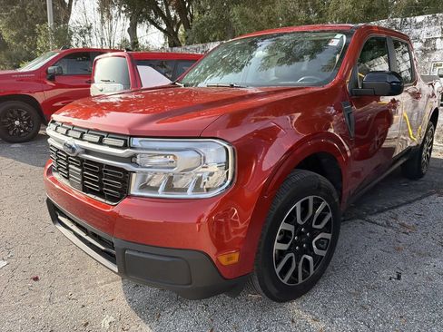 Used 2024 Ford Maverick Lariat FWD image 8