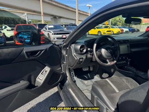 Used 2023 Toyota GR86 Premium RWD image 23