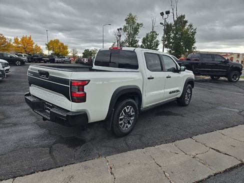 Certified 2024 Nissan Frontier SV w/ Hardbody Edition image 6