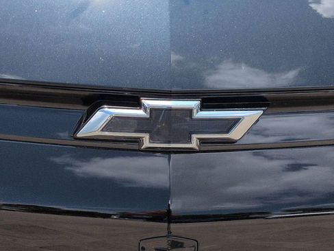 New 2027 Chevrolet Bolt LT w/ Comfort Package FWD image 5