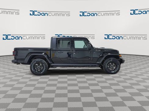 New 2026 Jeep Gladiator Willys image 9