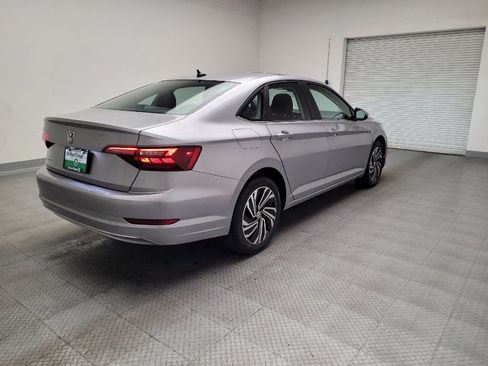 Used 2020 Volkswagen Jetta SEL image 9