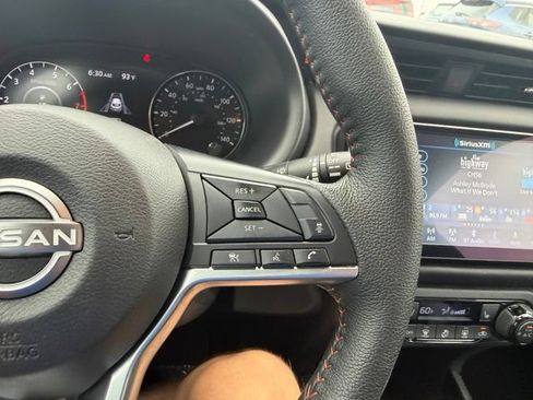 Used 2024 Nissan Kicks SR w/ SR Premium Package FWD image 21