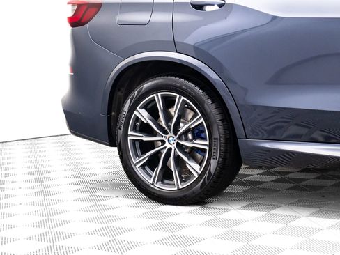 Used 2021 BMW X5 xDrive40i w/ M Sport Package image 38