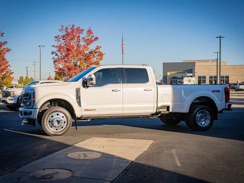 Used 2023 Ford F450 Limited w/ FX4 Off-Road Package image 12