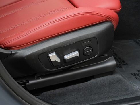 Used 2024 BMW X3 sDrive30i w/ Premium Package RWD image 44