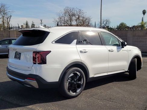 New 2026 Kia Sorento EX image 4
