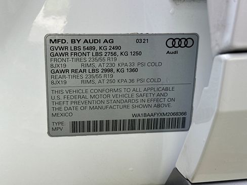 Used 2021 Audi Q5 Premium Plus w/ Premium Plus Package image 39