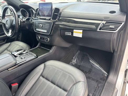 Used 2019 Mercedes-Benz GLS 450 4MATIC image 12