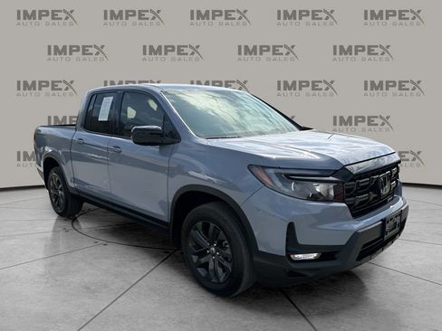Used 2024 Honda Ridgeline Sport image 7