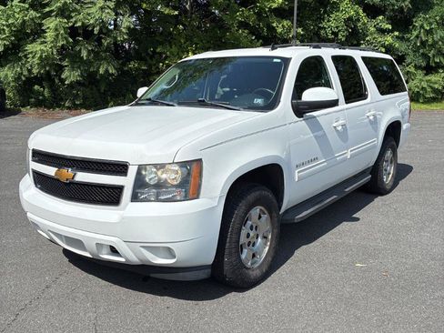 Used 2014 Chevrolet Suburban LS AWD/4WD image 3