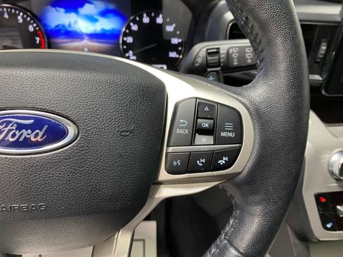 Used 2021 Ford Explorer XLT w/ Equipment Group 202A image 17