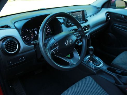 Used 2021 Hyundai Kona SE AWD/4WD image 10