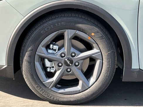 New 2026 Kia K4 FWD image 24