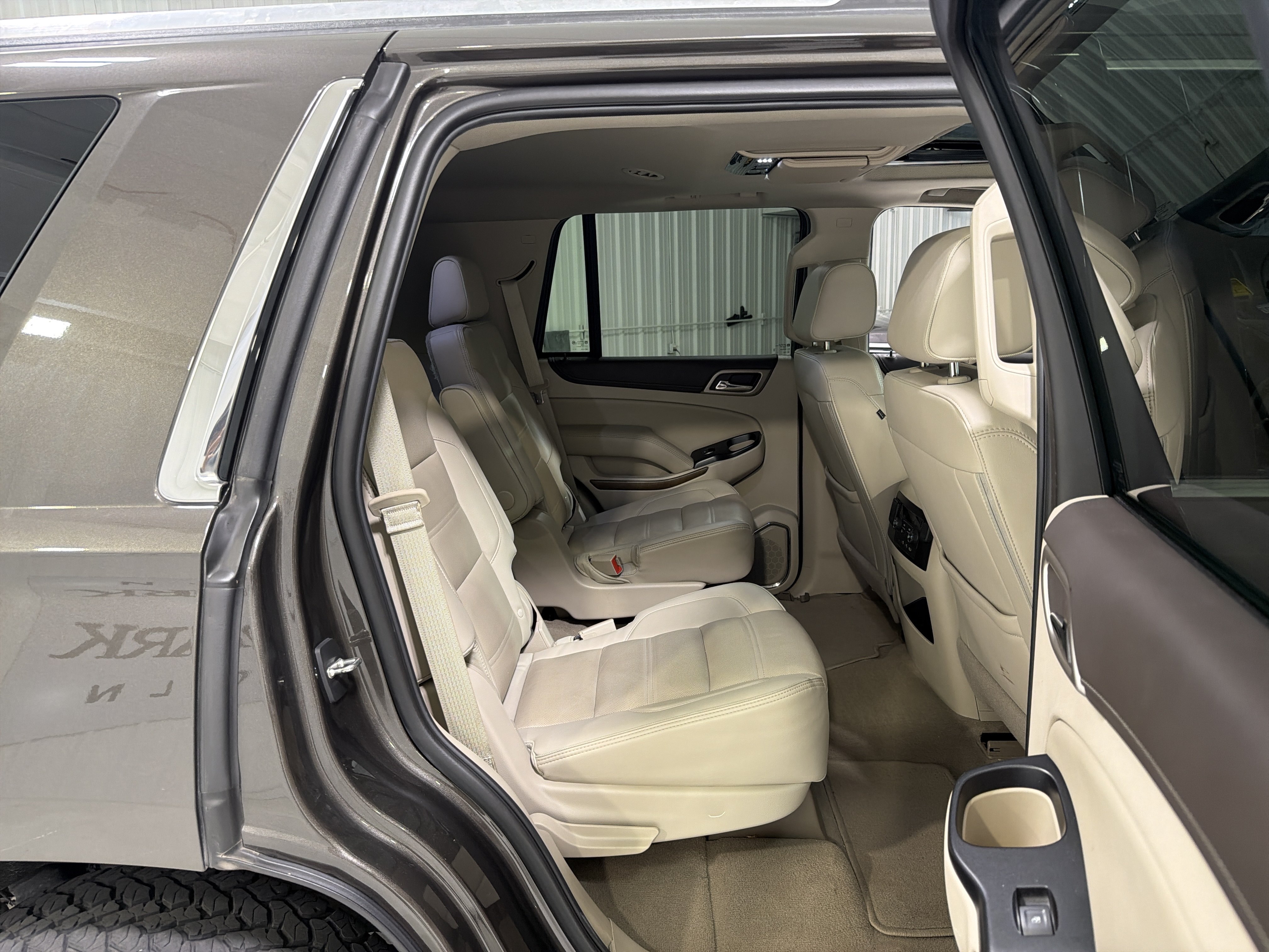 Used 2019 GMC Yukon Denali w/ Denali Ultimate Package RWD image 14