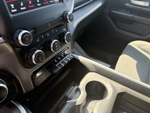 Used 2020 RAM 1500 Big Horn AWD/4WD image 15