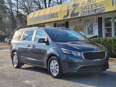 Used 2017 Kia Sedona LX w/ LX Essentials Premium Package