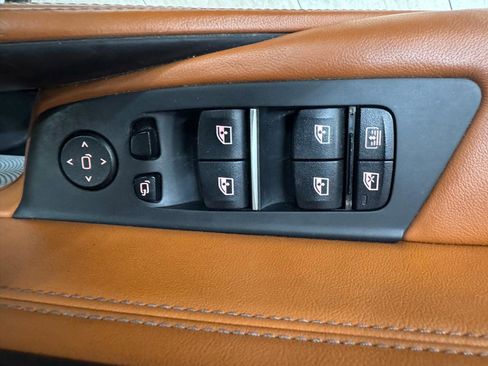 Used 2020 BMW M5 w/ Executive Package image 41