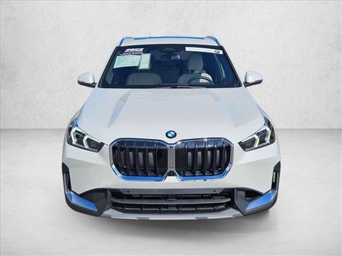 Certified 2023 BMW X1 xDrive28i w/ Premium Package AWD/4WD image 3