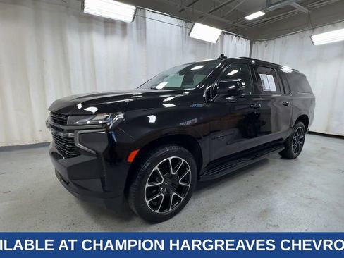 Used 2021 Chevrolet Suburban RST w/ Luxury Package image 6