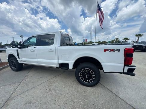 New 2025 Ford F250 Platinum image 4