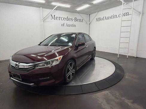 Used 2016 Honda Accord Sport image 3