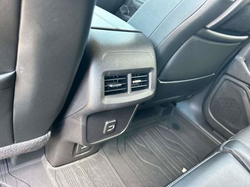 Used 2023 GMC Terrain SLT w/ Infotainment Package II FWD image 37
