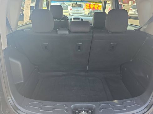 Used 2012 Kia Soul FWD image 13