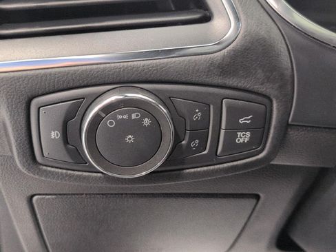 Used 2021 Ford Edge Titanium w/ Equipment Group 301A AWD/4WD image 10