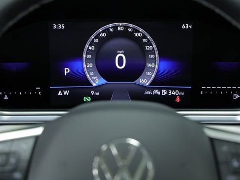 New 2025 Volkswagen Taos SE image 13