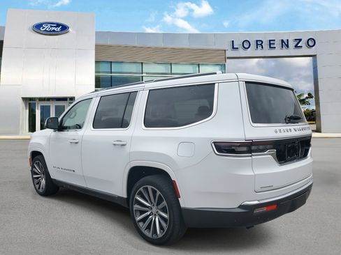 Used 2022 Jeep Grand Wagoneer Series II w/ Convenience Group III image 7