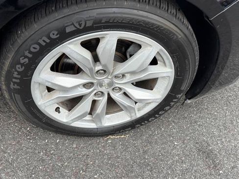 Used 2016 Chevrolet Impala LT w/ Convenience Package FWD image 25