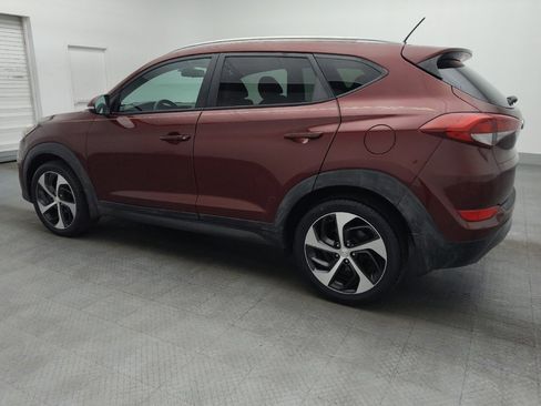 Used 2016 Hyundai Tucson Sport image 3