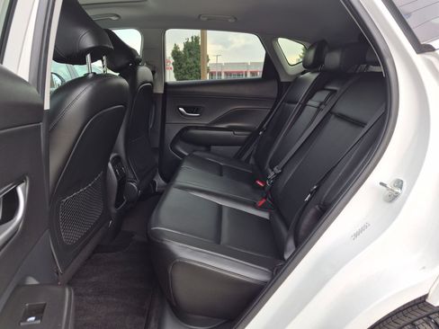 Certified 2024 Hyundai Kona Limited FWD image 29