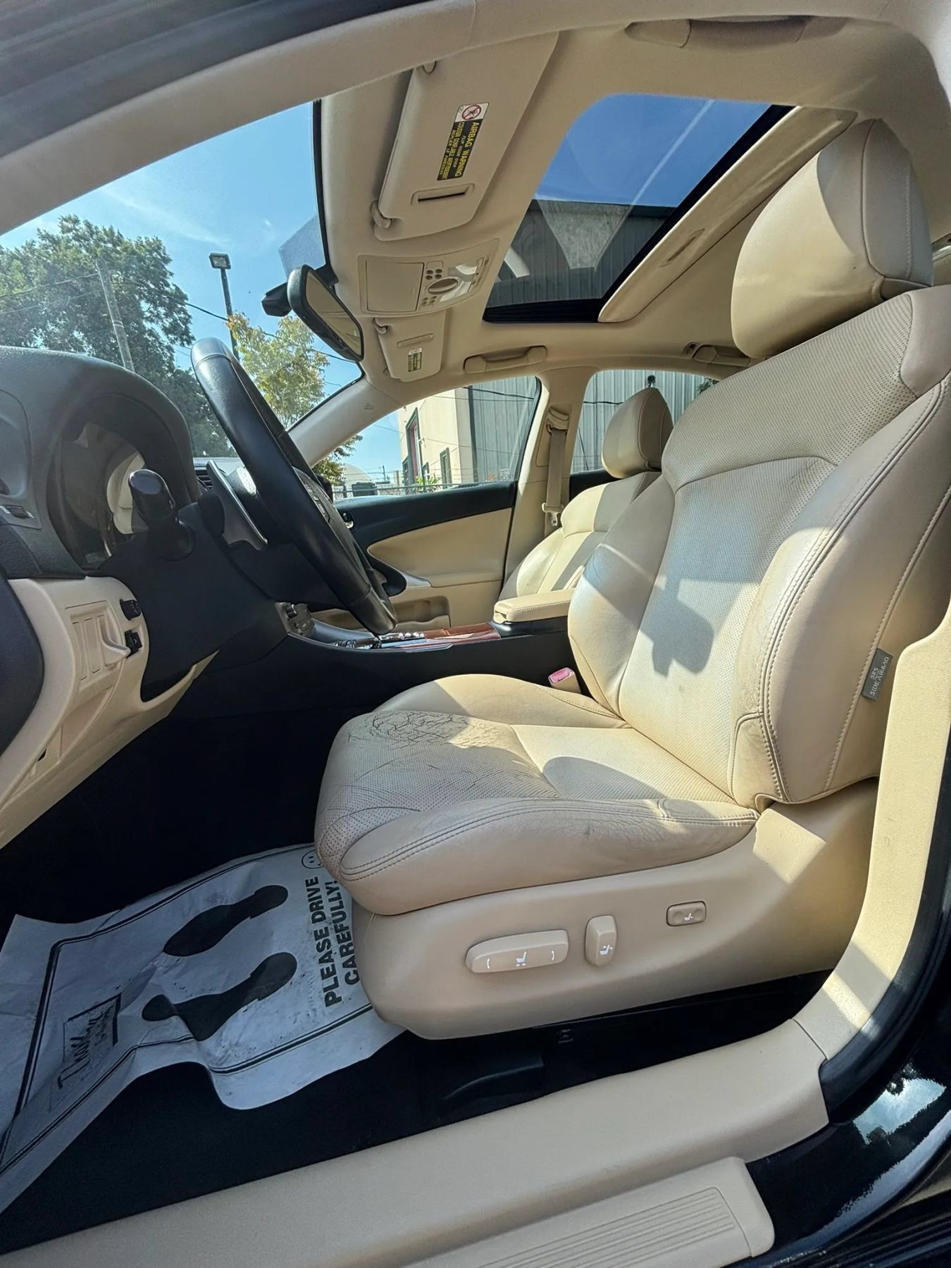 Used 2008 Lexus IS 250 w/ Premium Pkg RWD image 12