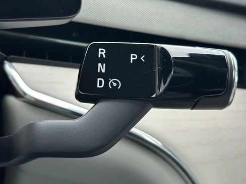 New 2025 Volvo EX90 Ultra image 36