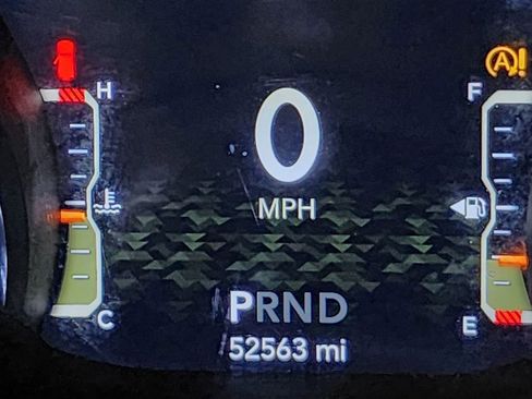 Used 2021 Jeep Wrangler Unlimited Sahara w/ Uconnect 4C Nav & Sound Group image 14