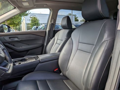 Used 2023 Nissan Rogue SL image 15