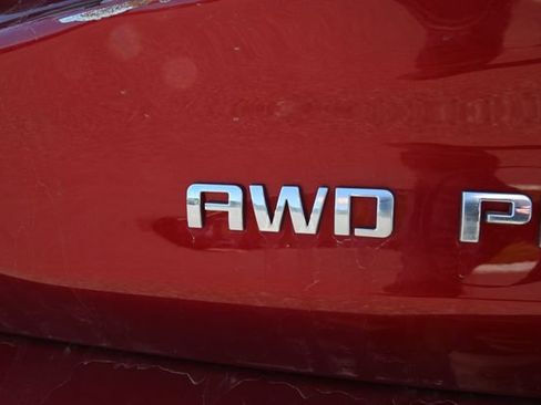 Used 2022 Chevrolet Equinox Premier AWD/4WD image 5