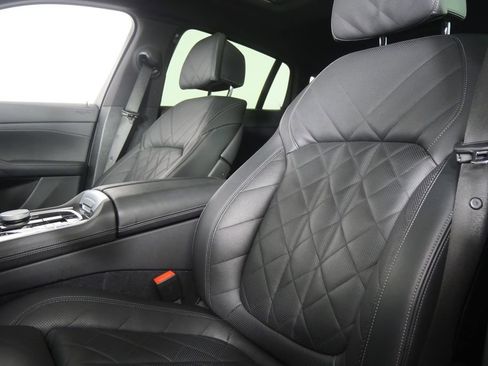 Used 2025 BMW X6 xDrive40i AWD/4WD image 10