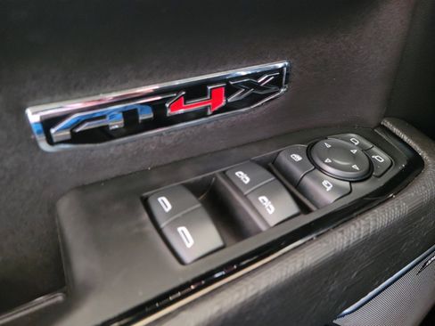 Used 2024 GMC Sierra 1500 AT4X w/ AT4X AEV Edition image 18